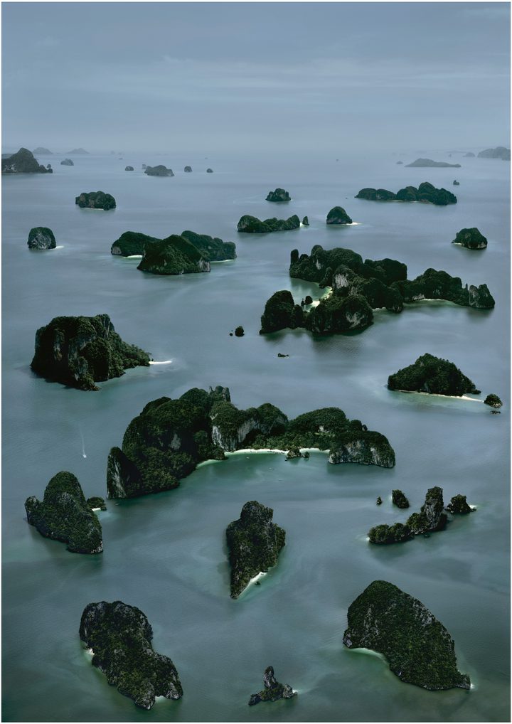 Andreas Gursky — James Bond Island III