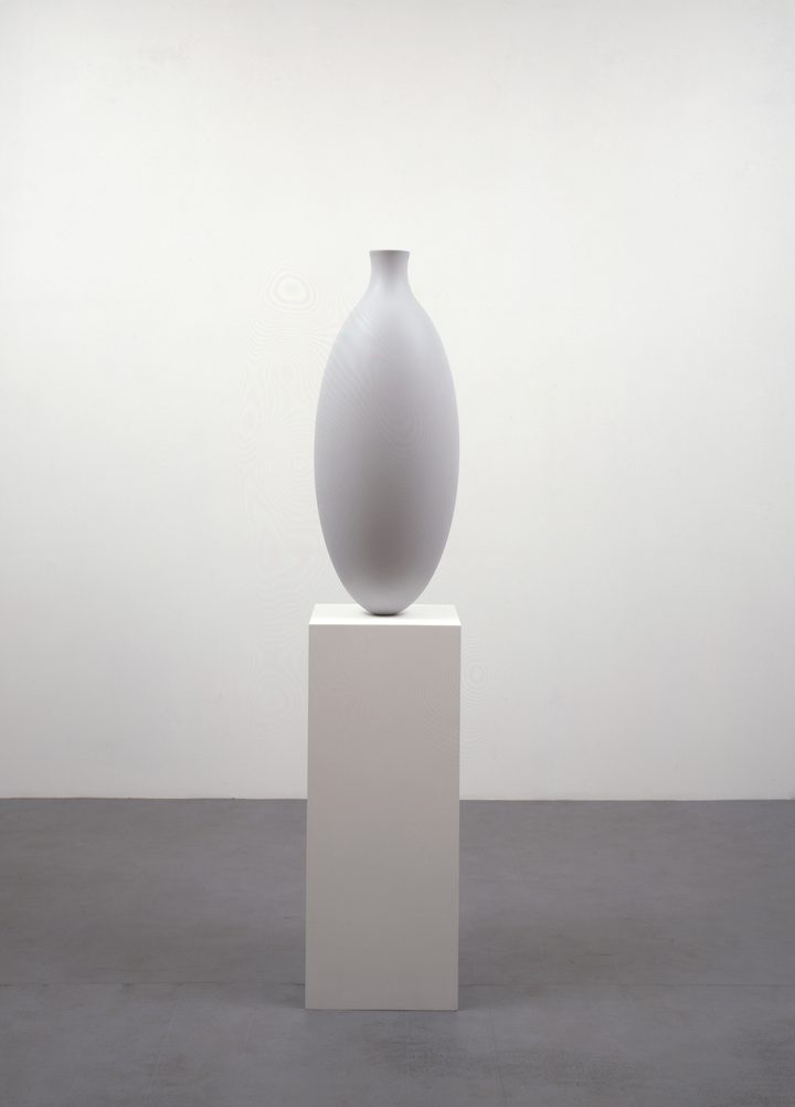 Katharina Fritsch — Room with 2. Garden Sculpture (Vase) and 2. Postcard (Essen)